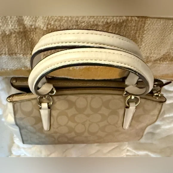 Coach Christie Signature Logo Small Shoulder Bag Carryall Tote - Picture 10 of 15